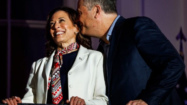 El esposo de Kamala engañó a su primera esposa con la niñera a la que embarazó