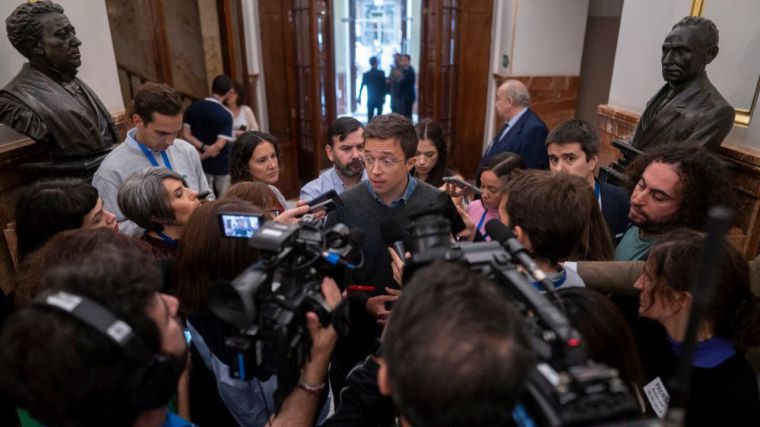 Errejón deja Sumar en medio de escándalos: Descubre la verdad detrás de su drástica decisión