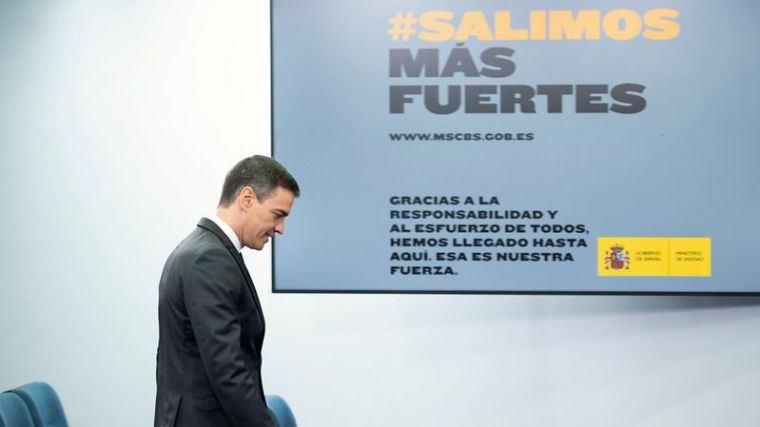 El Pedro Sánchez más autoritario: Llama 'ignorantes' a los críticos contra su gestión pero advierte que no quiere 'crispación'