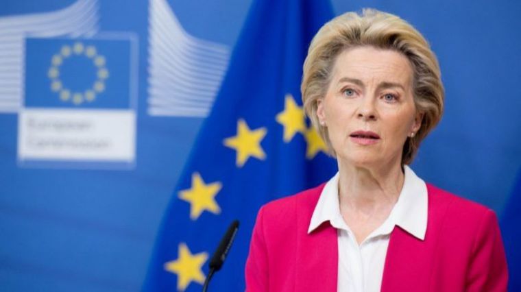 IU denuncia que la UE 'está vulnerando la Convención de Ginebra en sus fronteras a diario'