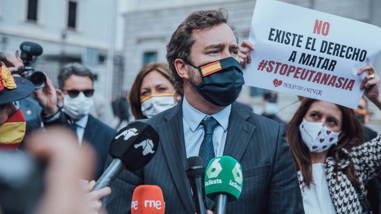 VOX se compromete a derogar la Ley de Eutanasia 'desde el Gobierno'
