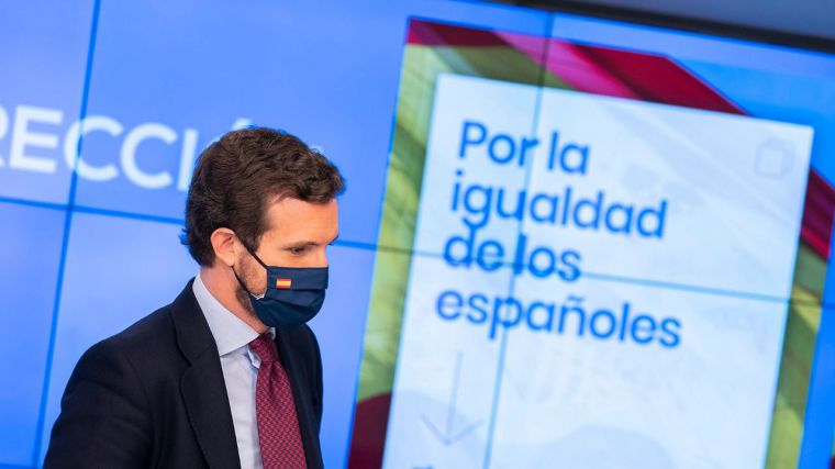 Casado a Sánchez: 'España debe despertar y ya lo está haciendo'