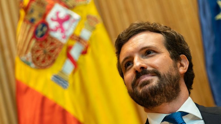Casado a Sánchez: 'No se puede premiar a una minoría que violenta las normas'