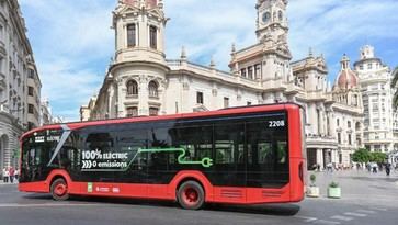 Valencia adquiere 145 autobuses eléctricos para un transporte público más sostenible