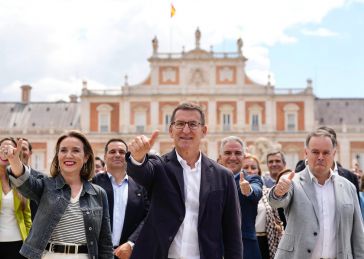 Feijóo a sus candidatos: "Sois la candidatura del cambio en España"