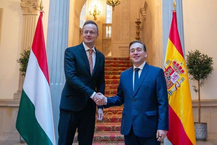 Albares y Szijjártó discuten relaciones bilaterales y agenda europea