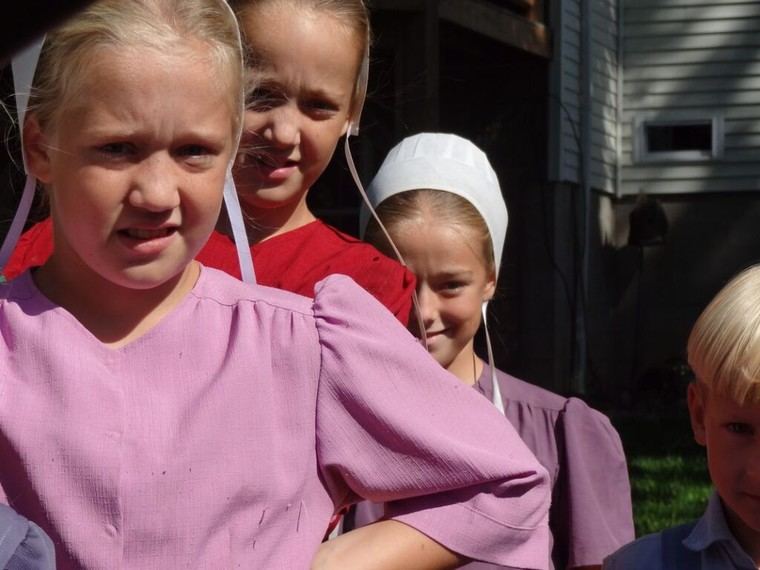 Amish Niños Obligados a Vacunarse en Nueva York Tras Fallo Judicial que Afecta Libertad Religiosa