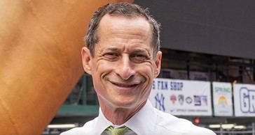 Anthony Weiner Busca Regresar a la Política A pesar de su Pasado Criminal