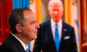 Biden planea indultar preventivamente a Schiff ante posibles acusaciones de Trump