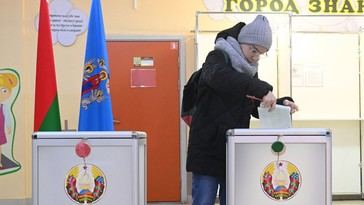 Bielorrusia inicia sus elecciones presidenciales con Lukashenko como candidato principal