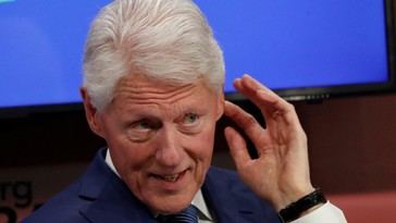 Bill Clinton busca un perdón para Hillary ante posibles cargos de Trump