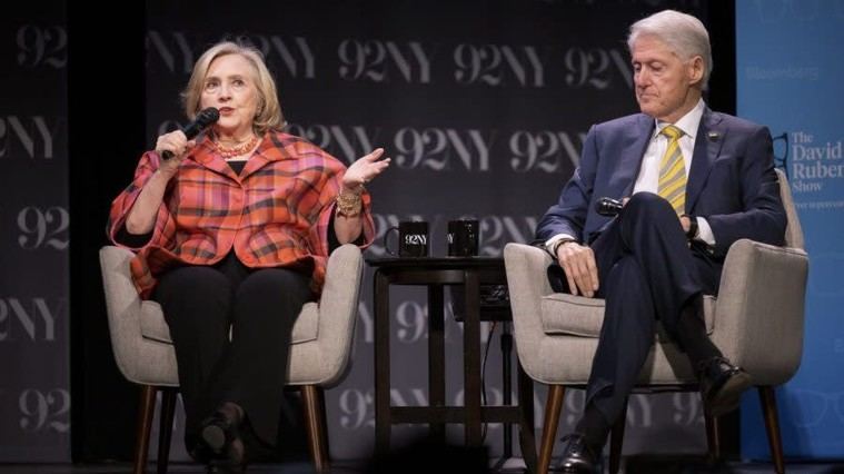 Bill Clinton culpa a los medios por la derrota de Hillary ante Trump