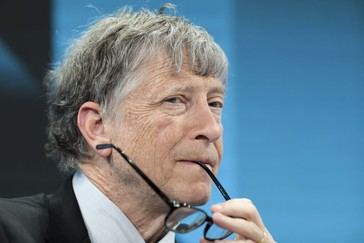 Bill Gates pierde privilegios y protección legal en Kenia tras aumento de muertes por vacunas