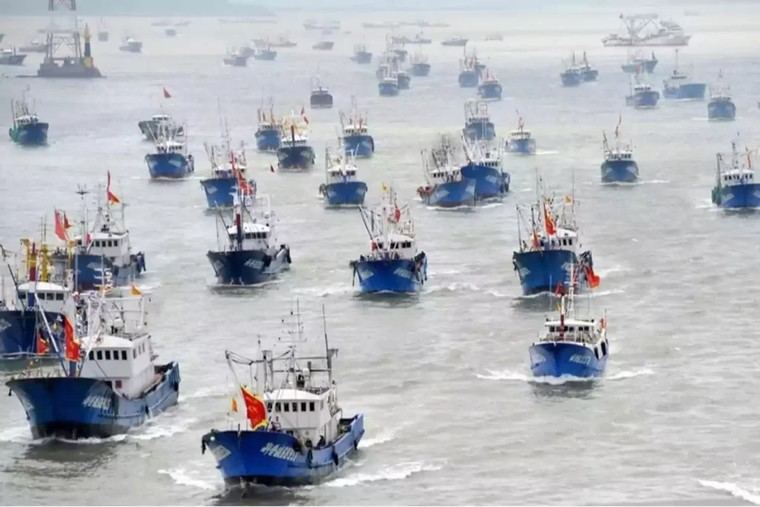 China utiliza barcos falsos para saquear recursos en el Mar Argentino