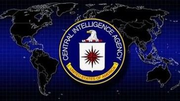 Empleados de la CIA amenazan con filtrar secretos si Trump los despide