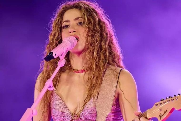 Shakira es internada en Perú horas antes de su concierto, genera preocupación entre fans