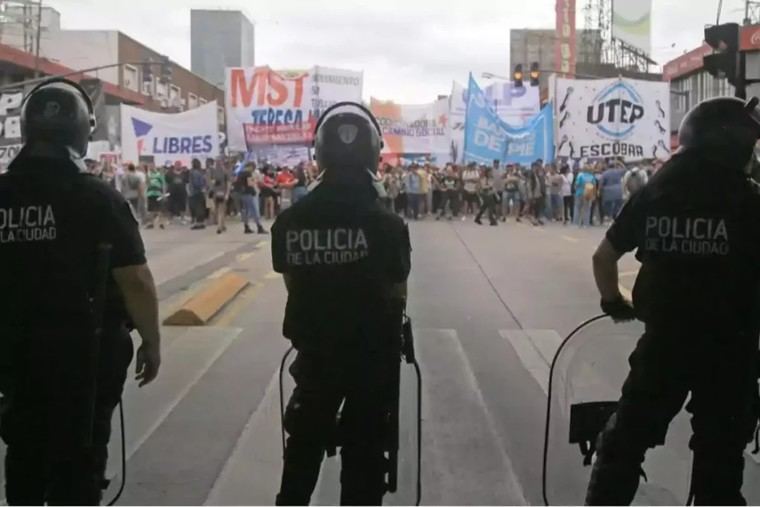 Milei celebra la drástica reducción de piquetes en Argentina