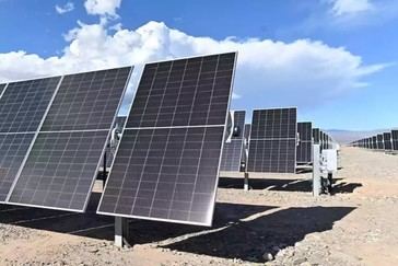 Milei autoriza inversión de 211 millones para parque solar en Mendoza