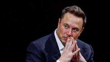 Elon Musk califica a Reuters de 