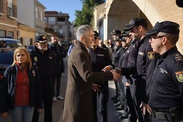 Grande-Marlaska resalta la unión entre seguridad y ciudadanía tras la DANA en Valencia