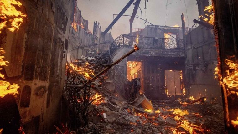 Trump denuncia la devastación y muerte en California por incendios