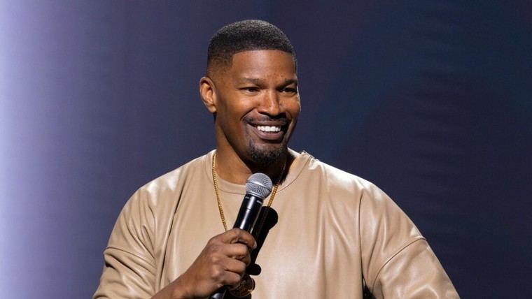 Jamie Foxx sufre lesiones por vaso roto en restaurante durante su cumpleaños