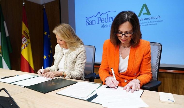 Acuerdo para construir un intercambiador de transportes en San Pedro Alcántara