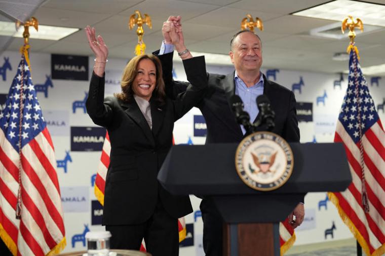 Barack Obama desconfía de Kamala Harris y no la apoyará como candidata