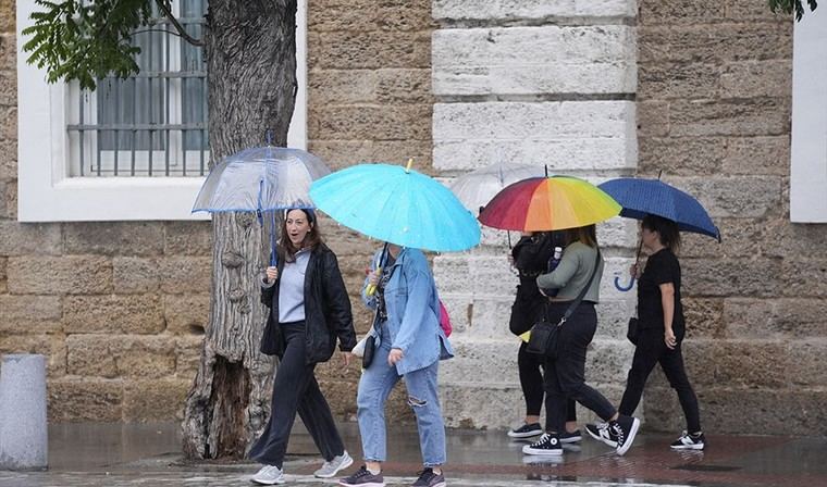 Andalucía activa el Plan de Emergencias por riesgo de inundaciones