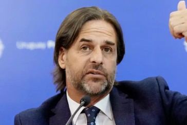 Lacalle solicita al Parlamento aumentar el límite de deuda del Gobierno