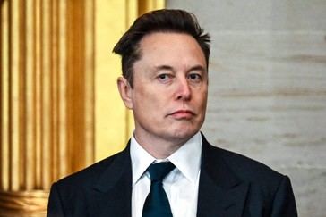 Musk denuncia que Medicare y Medicaid derrocharon $100 mil millones de dinero público