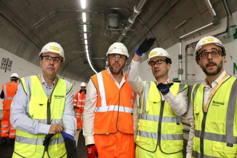 Óscar Puente supervisa la construcción del túnel del Támesis en Londres, realizado por empresas españolas