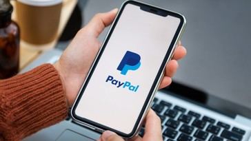 PayPal Reconoce Cierre de Cuentas por Críticas a Vacunas y Cierres Escolares