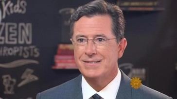 Colbert sorprendido por revelaciones sobre la CIA y periodistas en su programa