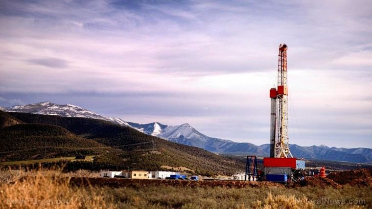 Trump reabre 625 millones de acres para perforación de petróleo y gas