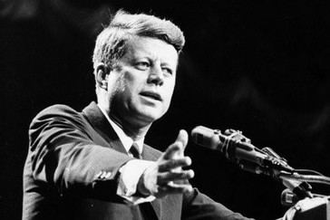 Trump ordena la desclasificación total de archivos sobre el asesinato de JFK