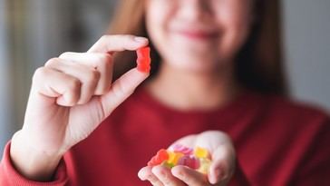 EE. UU. prohíbe el uso de un colorante rojo en alimentos tras 35 años de riesgos cancerígenos