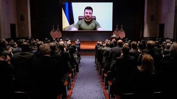 Zelensky condiciona la reducción de la edad de conscripción a más armas de aliados internacionales